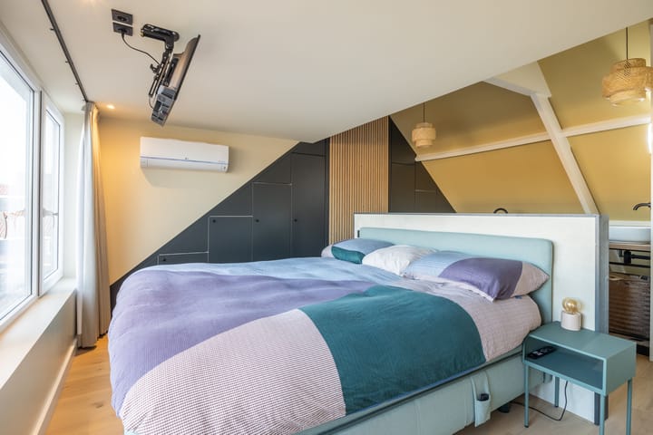 Foto 33 van Brederostraat 8