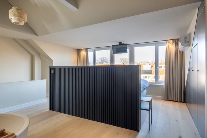 Foto 38 van Brederostraat 8