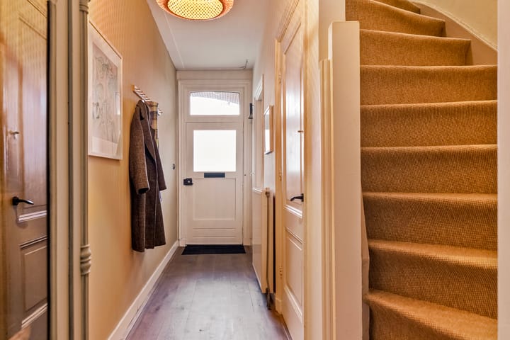 Foto 16 van Stationsweg 49