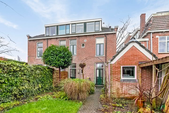 Foto 42 van Stationsweg 49