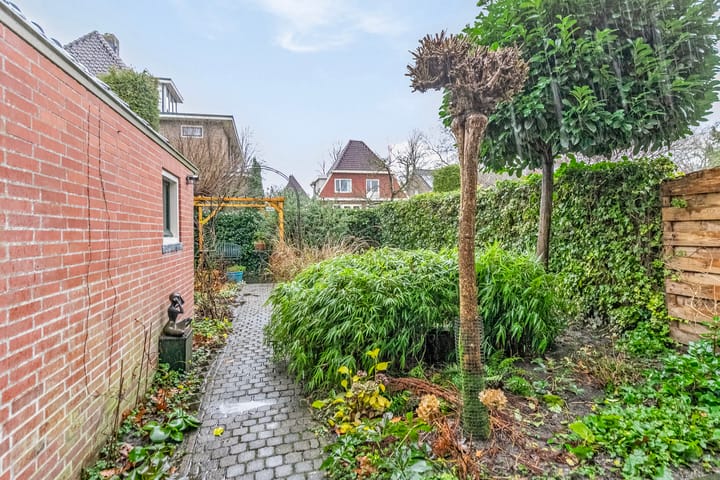 Foto 44 van Stationsweg 49