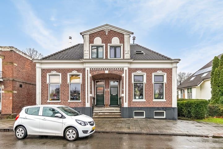 Foto 51 van Stationsweg 49