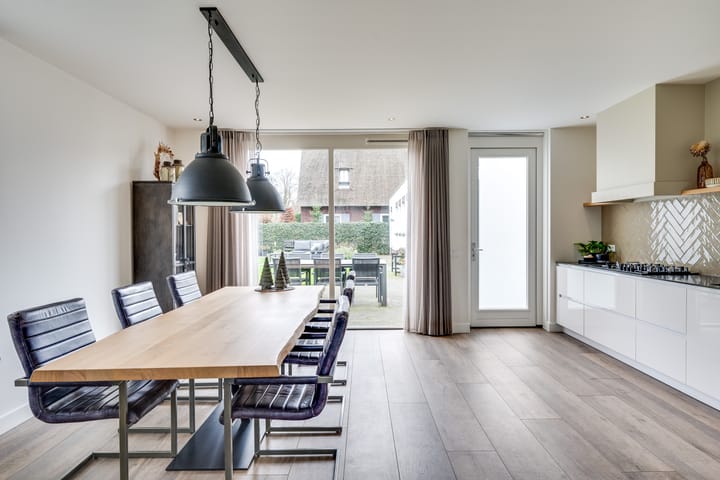 Foto 16 van Spechtenlaan 11