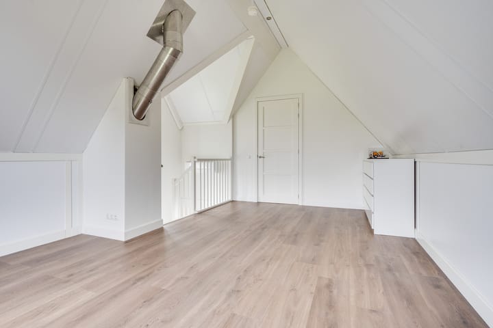 Foto 32 van Spechtenlaan 11