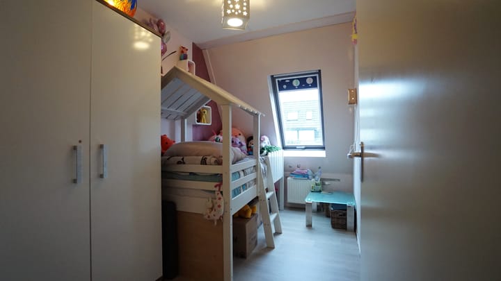 Foto 40 van Antillenstraat 20