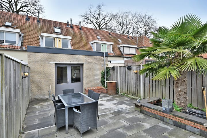 Foto 29 van Ruysdaelstraat 38