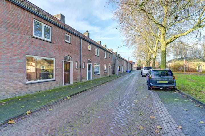 Foto 79 van Wethouder Vekemansstraat 20