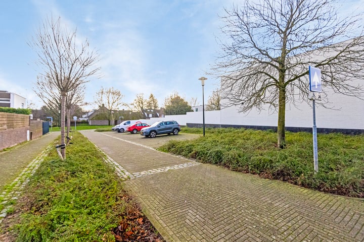 Bekijk foto 32 van Koninksemstraat 49