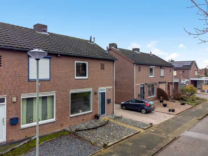 Photo 23 of Bettinumstraat 66