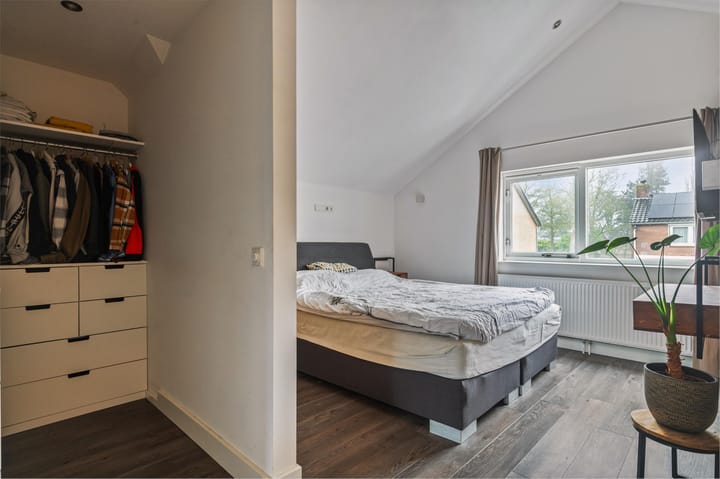 Foto 13 van Korenbloemstraat 14