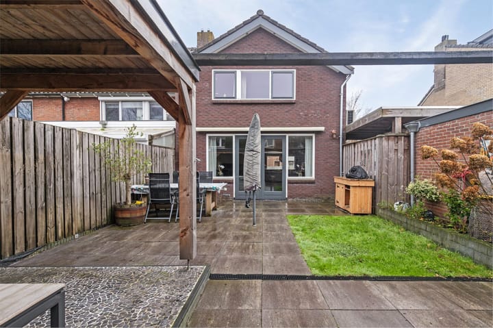 Foto 25 van Korenbloemstraat 14