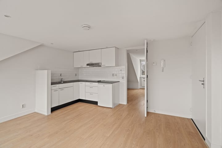 Foto 6 van Lindenplein 4-F