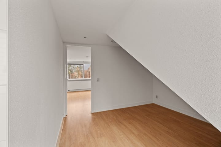 Foto 9 van Lindenplein 4-F