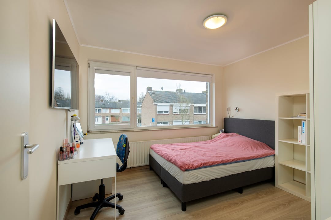 Photo 16 of Van Goghlaan 64