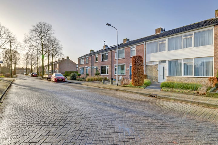 Bekijk foto 34 van Koninkrijkstraat 6