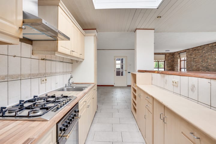 Foto 3 van Eeuw Driessestraat 4