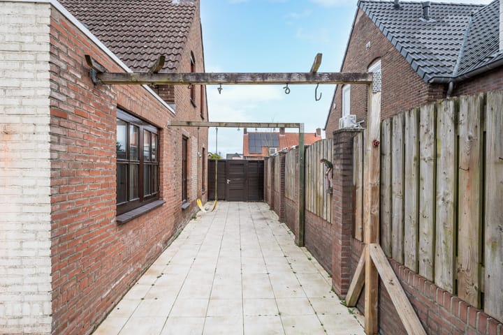 Foto 37 van Eeuw Driessestraat 4