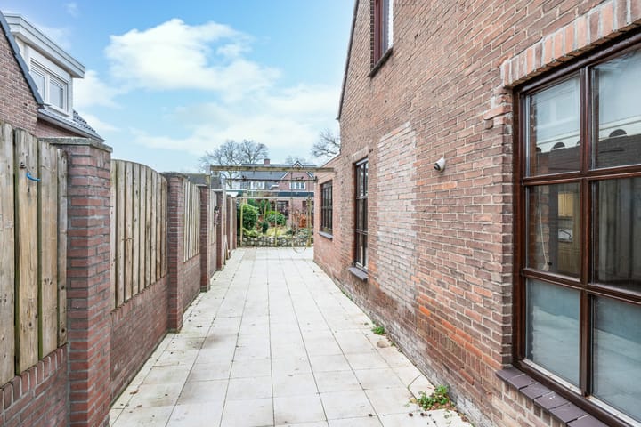 Foto 38 van Eeuw Driessestraat 4