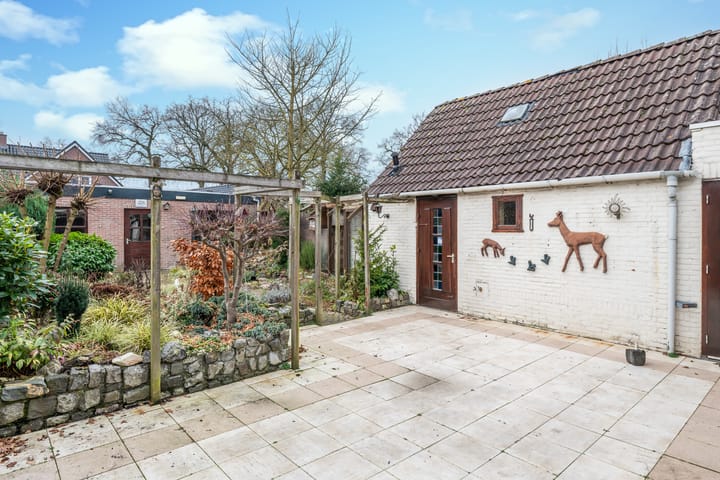 Foto 39 van Eeuw Driessestraat 4