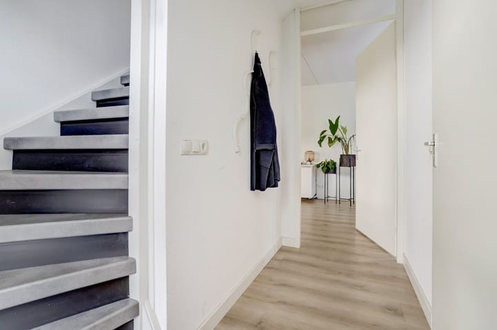 Foto 5 van Maria Reginastraat 1