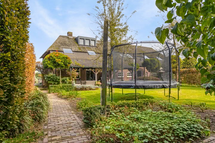 Foto 63 van Dorpsstraat 45