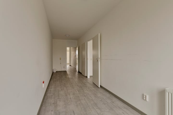 View photo 16 of Kloosterwandstraat 241