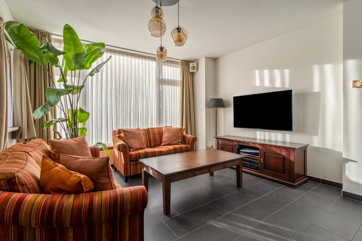 Foto 3 van Burgemeester Libourelstraat 2