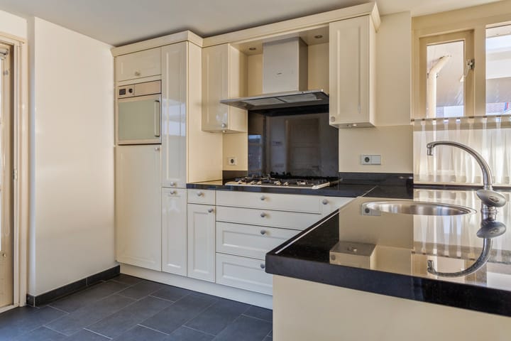 Foto 4 van Burgemeester Libourelstraat 2