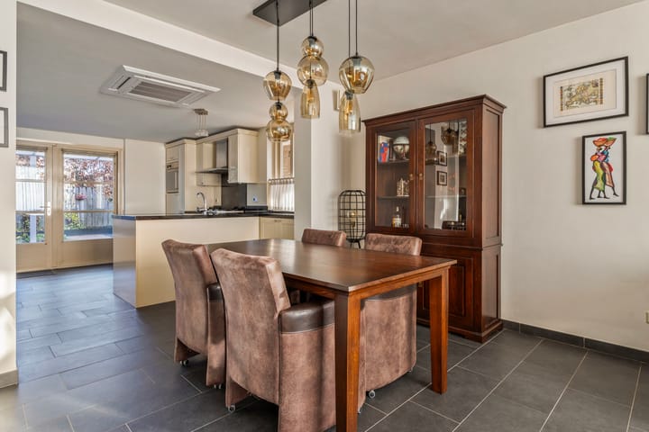 Foto 11 van Burgemeester Libourelstraat 2