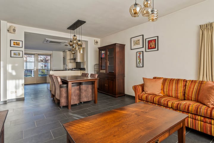 Foto 12 van Burgemeester Libourelstraat 2