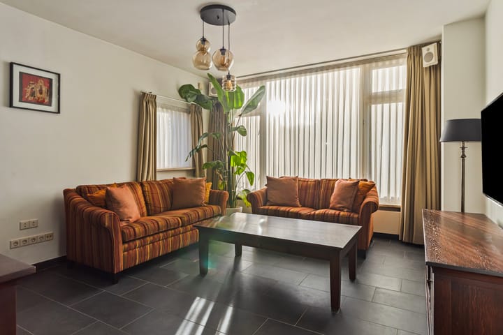 Foto 13 van Burgemeester Libourelstraat 2