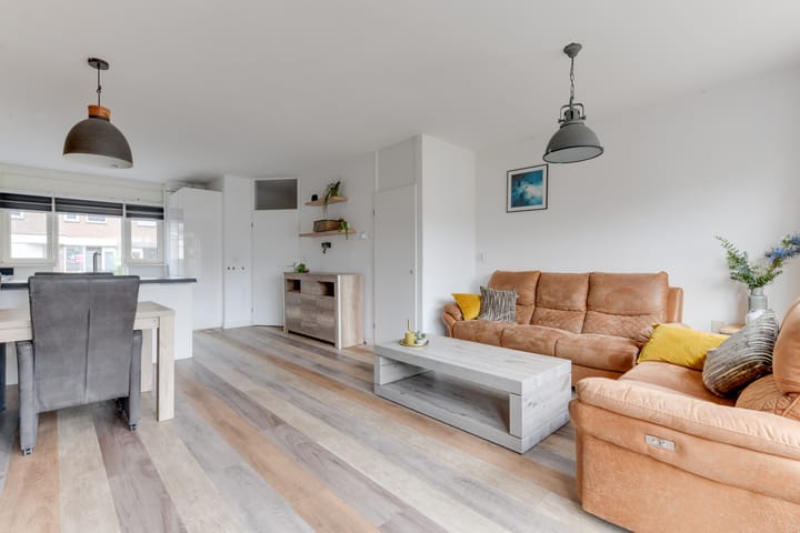 Foto 12 van Albatrosweg 11