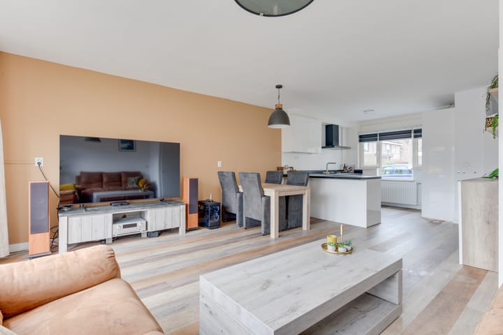 Foto 13 van Albatrosweg 11