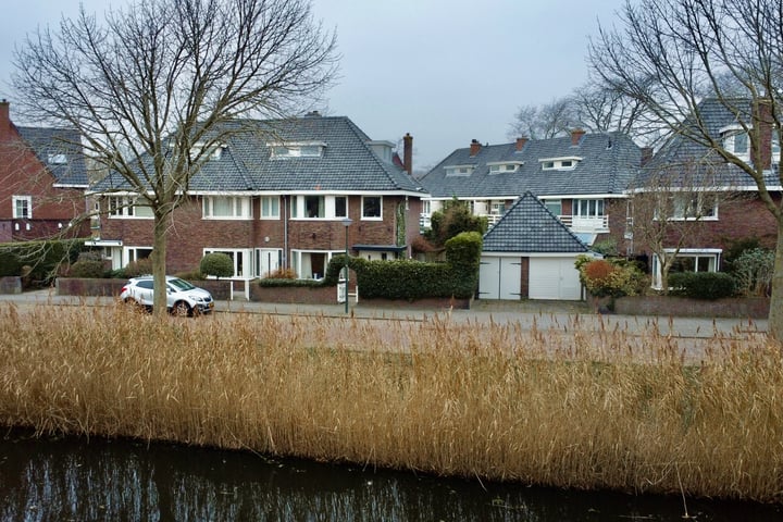 View photo 1 of Van Houtenkade 13