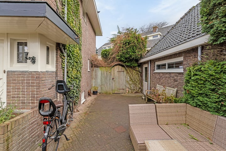 View photo 45 of Van Houtenkade 13