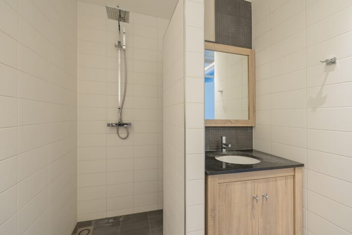 Foto 3 van Jan van Henegouwenweg 50