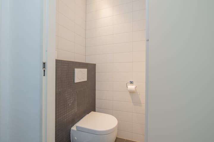 Foto 16 van Jan van Henegouwenweg 50