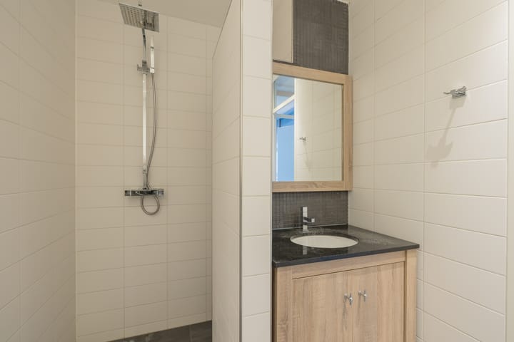 Foto 20 van Jan van Henegouwenweg 50