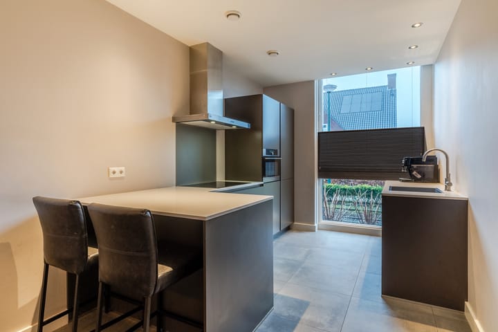 Foto 3 van Ruys de Beerenbrouckstraat 8