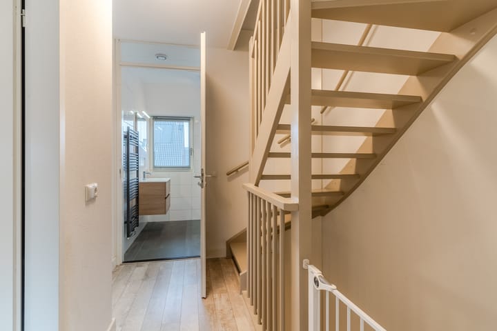 Foto 24 van Ruys de Beerenbrouckstraat 8