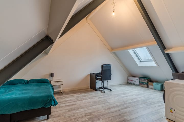 Foto 25 van Ruys de Beerenbrouckstraat 8