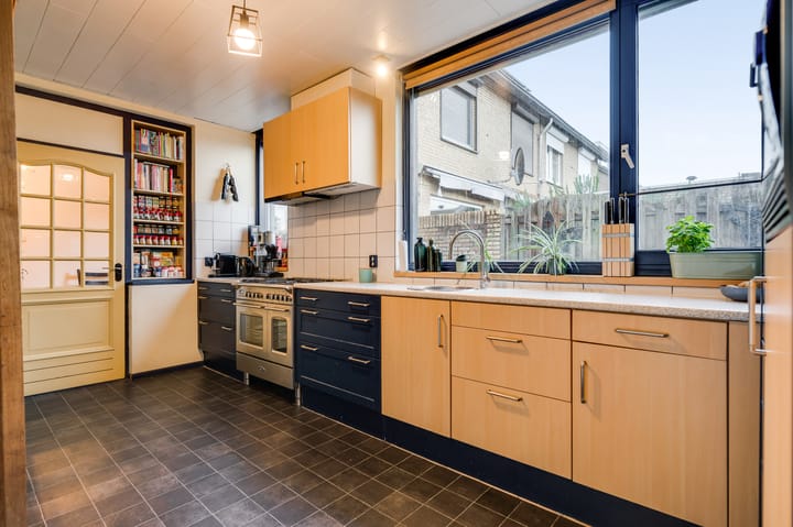 Foto 16 van Herderstraat 28