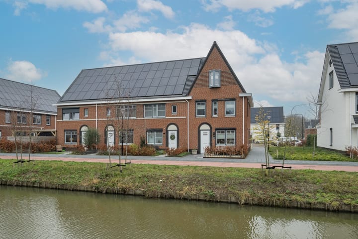 Foto 2 van Flettine 7