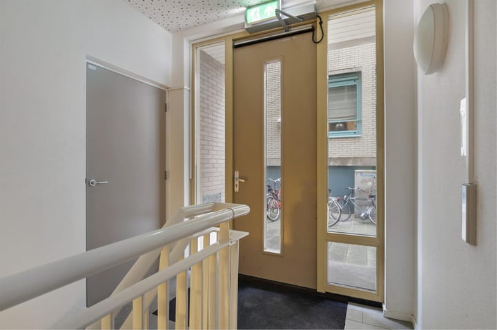 Foto 3 van Parallel Boulevard 13-C