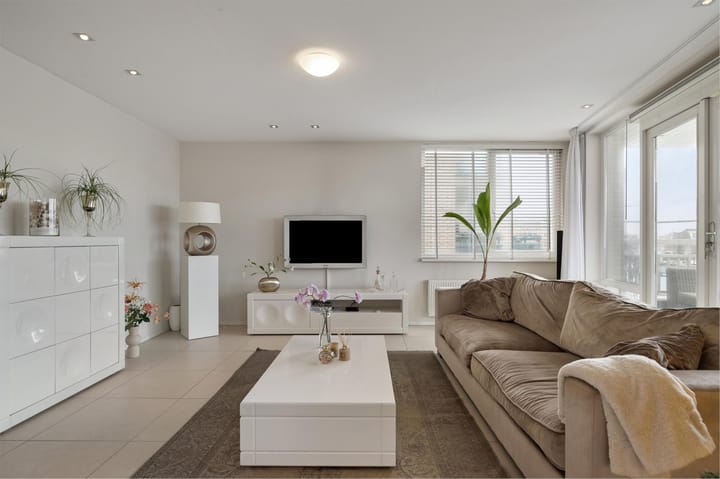 Foto 10 van Parallel Boulevard 13-C