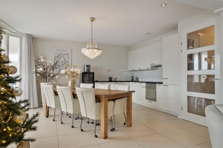 Foto 12 van Parallel Boulevard 13-C