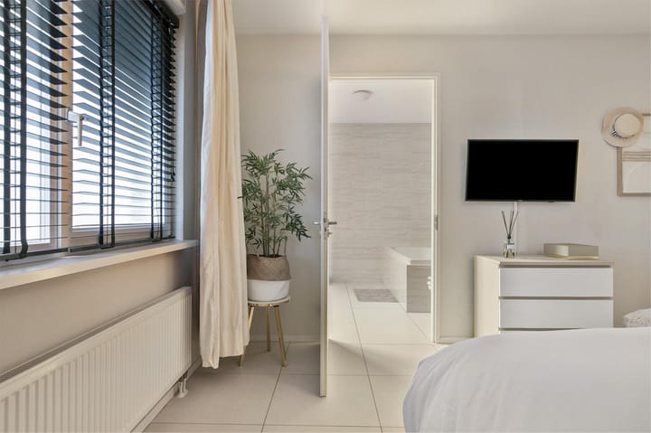 Foto 20 van Parallel Boulevard 13-C