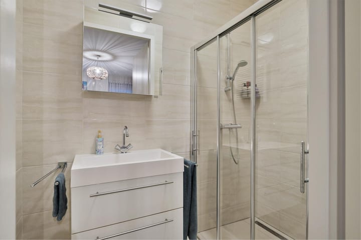 Foto 25 van Parallel Boulevard 13-C