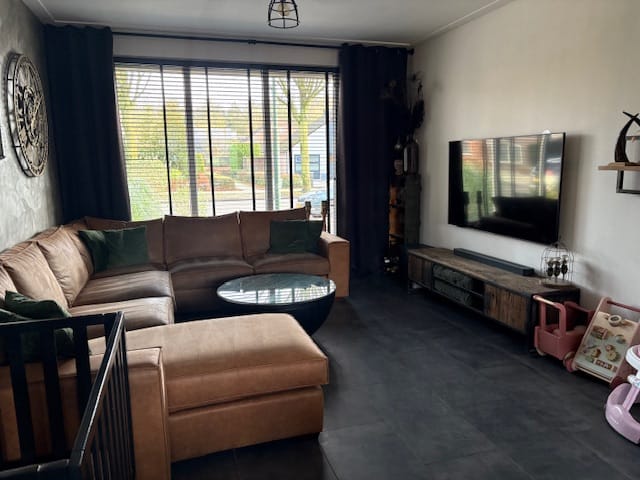 Foto 11 van Hendrikstraat 43