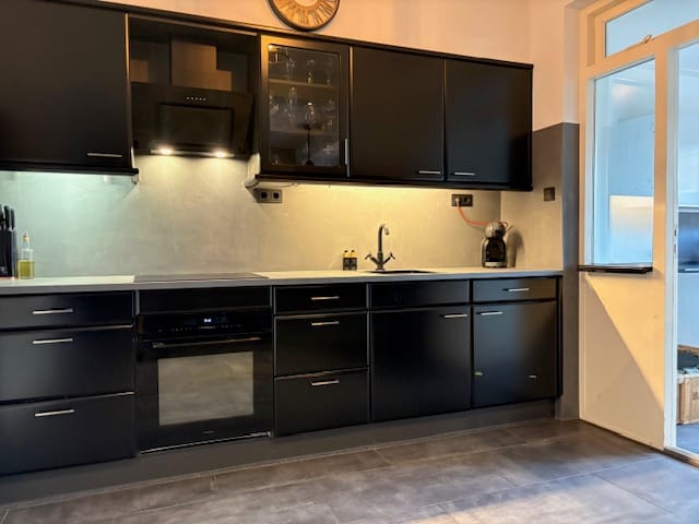 Foto 13 van Hendrikstraat 43